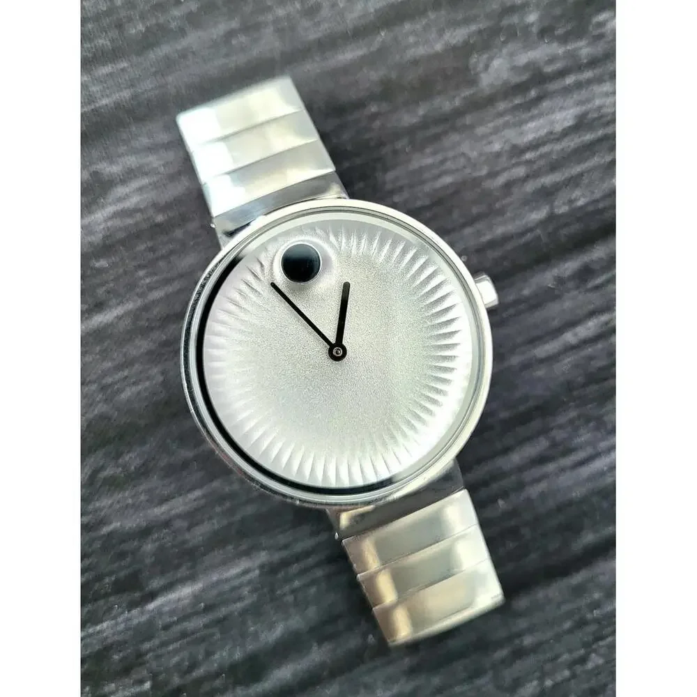 Movado Edge 34mm 5.5 Inch‎ Sapphire Crystal Ladies Watch Runs